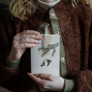 tiralahilacha-postcard-tad-coat-2