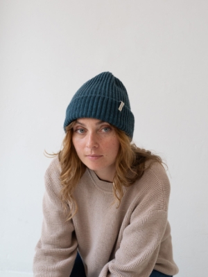 Gorro Tao azul en lana merino