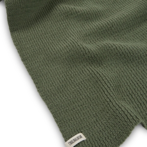 tiralahilacha-tayo-chunky-wool-scarf-in-green-2-5