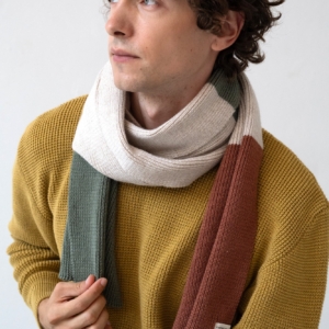 tiralahilacha-tayo-chunky-wool-scarf-in-three-tone-beige-2