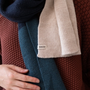 Bufanda Tayo tricolor azul lana merino