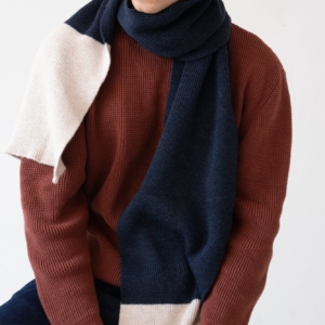 Bufanda Tayo bicolor azul lana merino