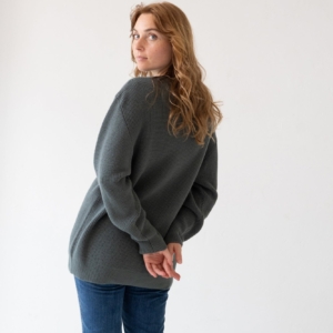 tiralahilacha-unisex-tam-sweater-organic-cotton-in-hydrangea-blue-2