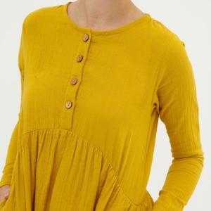 tiralahilacha-vestido-largo-muselina-mostaza-dara-2