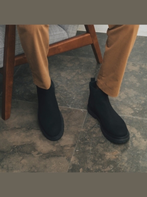 nae-vegan-faber-black-3-3×4