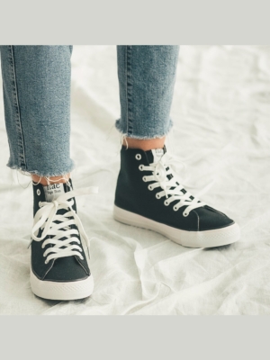 nae-vegan-redo-black-pre-loved-2-3×4