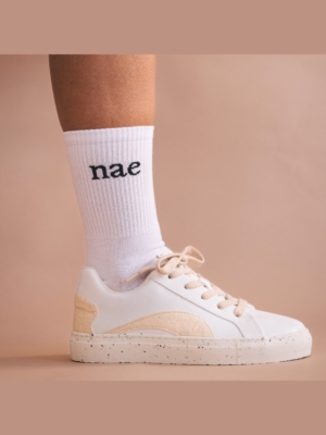 nae-vegan-white-socks-3-3×4