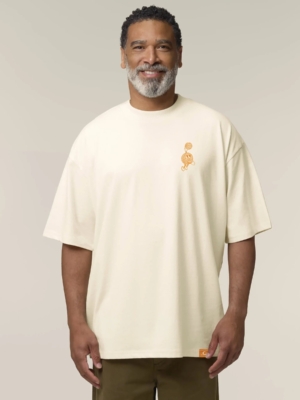 callum-game-on-oversize-t-shirt-2