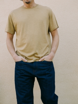 Camiseta unisex amarilla