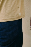 Camiseta unisex amarilla