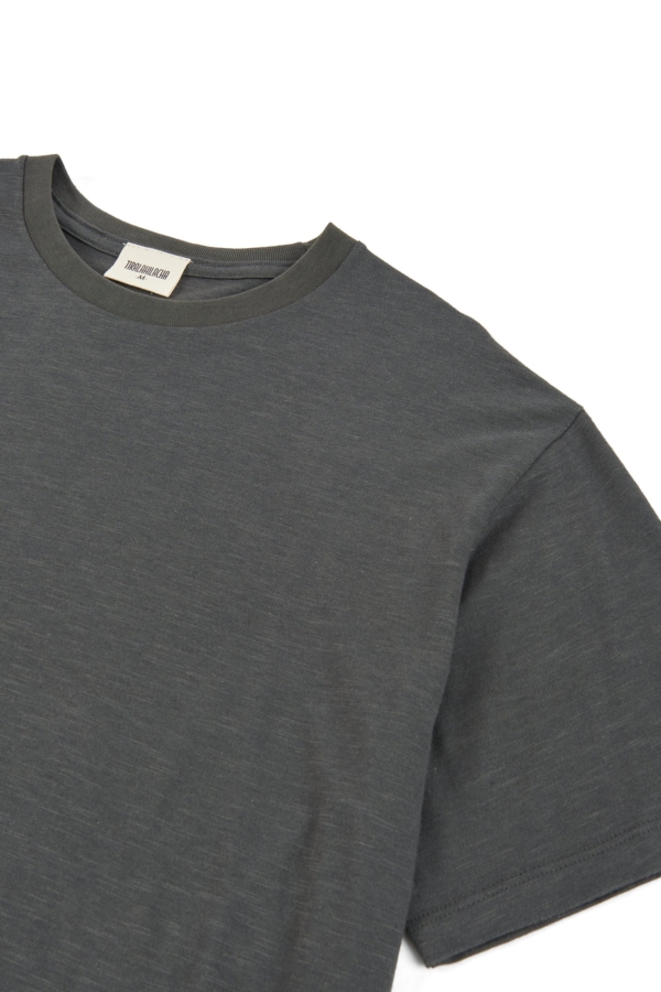 Camiseta unisex gris antracita