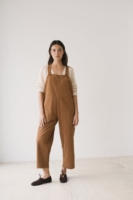 Peto de sarga marrón