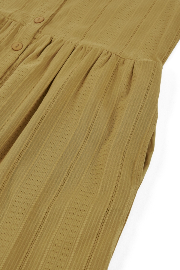 Vestido holgado con botones mostaza