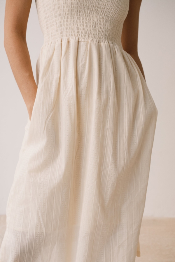 Vestido nido de abeja crudo