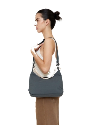 lefrik-bolso-bico-leaf-2-3×4