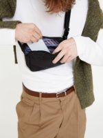 Riñonera Reef Stripes Black