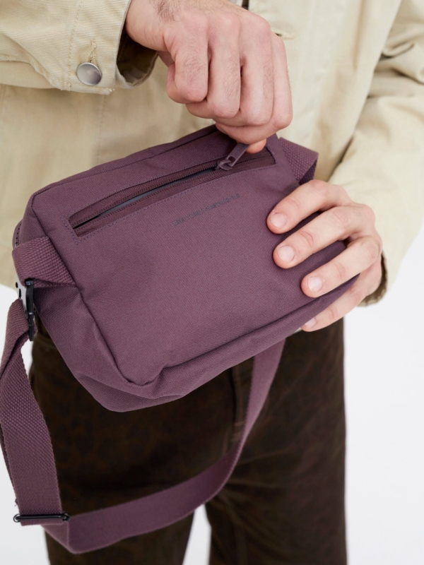 Riñonera Reef Stripes Maroon