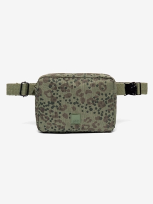 lefrik-reef-crossbody-printed-cheetah-2-3×4
