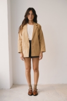 Americana de sarga mostaza