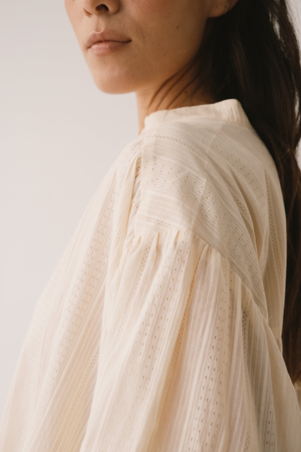 Blusa oversized crudo