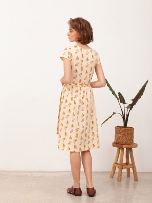 tiralahilacha-brunas-wrap-dress-with-belt-in-beige-2