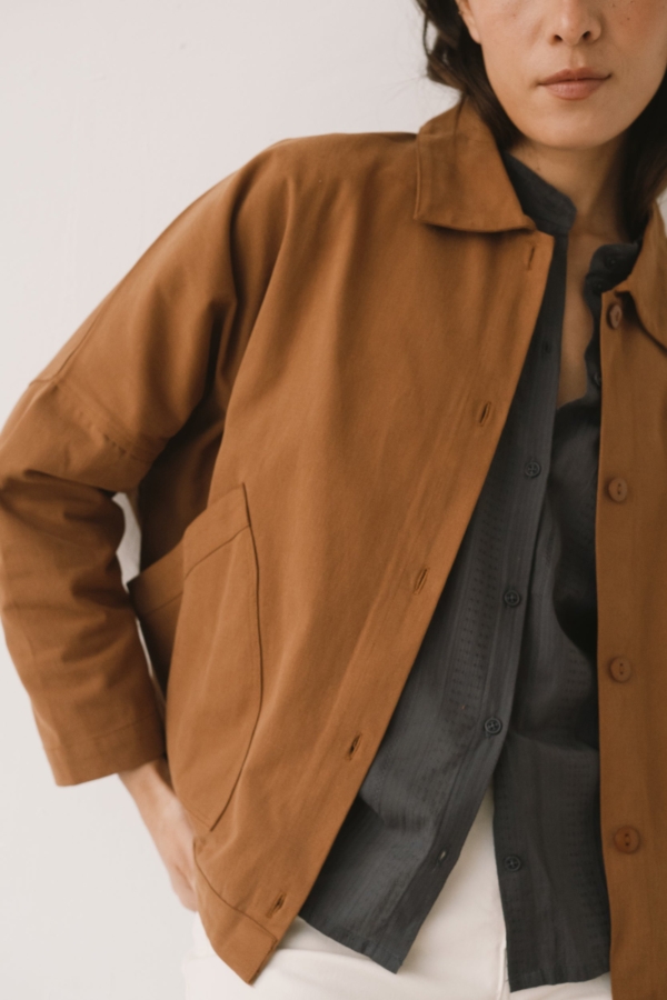 Chaqueta de sarga oversized marrón
