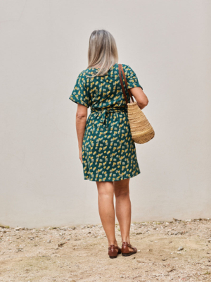 tiralahilacha-frida-dress-green-blue-print-2