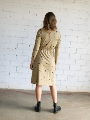 tiralahilacha-gemma-crossover-dress-beige-sidereal-rain-3