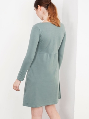 tiralahilacha-green-embroidery-lucy-dress-2