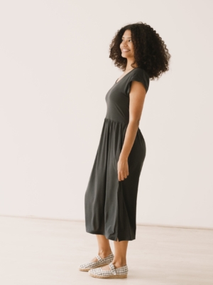 tiralahilacha-hanna-tencel-long-dress-in-black-2
