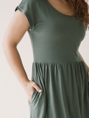 tiralahilacha-hanna-tencel-long-dress-in-blue-2