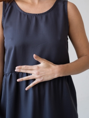 tiralahilacha-hazel-tencel-straps-dress-in-black-4