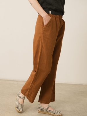 tiralahilacha-henna-oversized-linen-blend-pants-in-terracotta-2