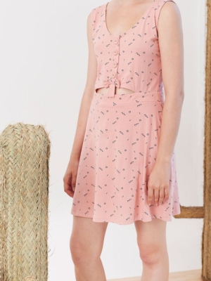 Vestido REVERSIBLE Idoia color rosa estampado abstracto.