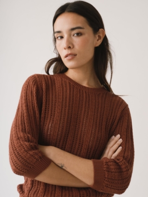 Jersey calado rojo arcilla