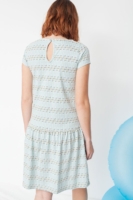 Vestido Miranda tipo charlestón en estampado flechas