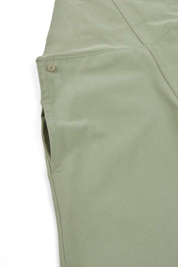 Peto de sarga verde salvia