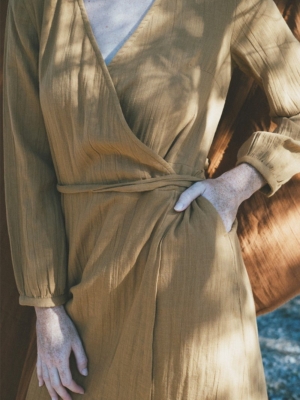 tiralahilacha-susana-crossover-dress-in-mustard-2