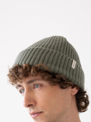 Gorro Tao verde en lana merino