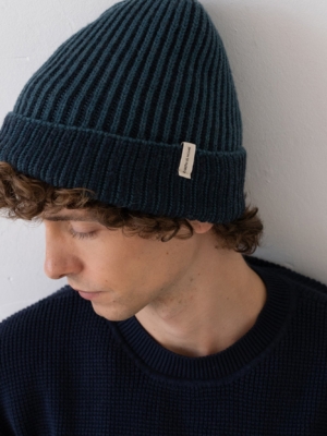 Gorro Tao bicolor azul en lana merino