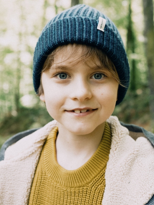 Gorro unisex Tao bicolor azul en lana merino