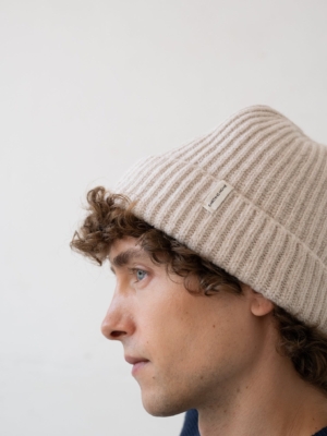 Gorro Tao blanco en lana merino