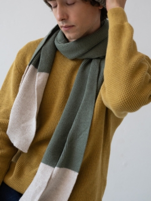 Bufanda Tayo bicolor verde lana merino
