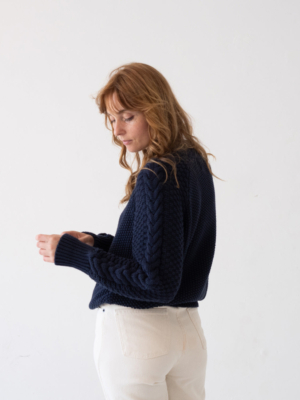 tiralahilacha-turner-sweater-organic-cotton-in-navy-blue-4