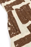 Vestido cruzado de tirantes estampado marrón