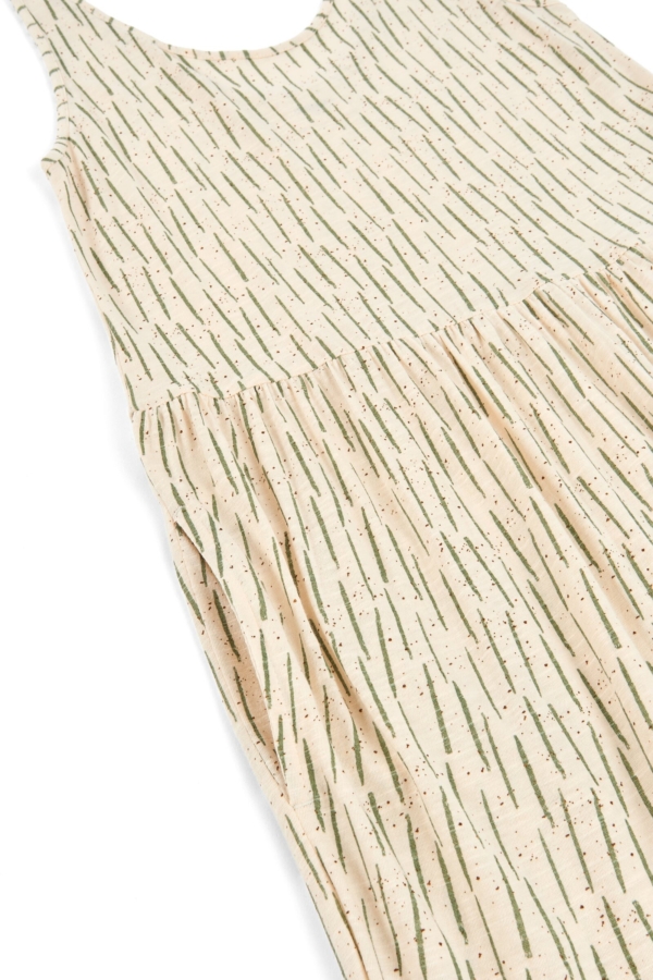 Vestido largo con volantes estampado verde