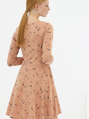 tiralahilacha-vestido-media-capa-rosa-pastel-denisse-2