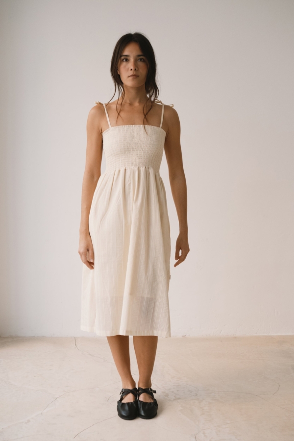 Vestido nido de abeja crudo