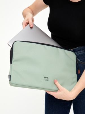 Funda Portátil Capture  15" Sage