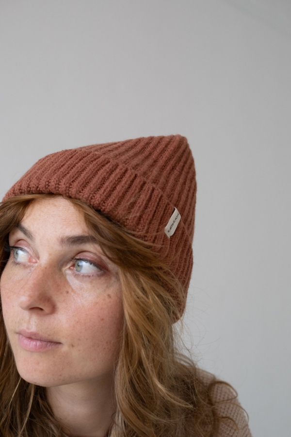 Gorro Tao rojo en lana merino